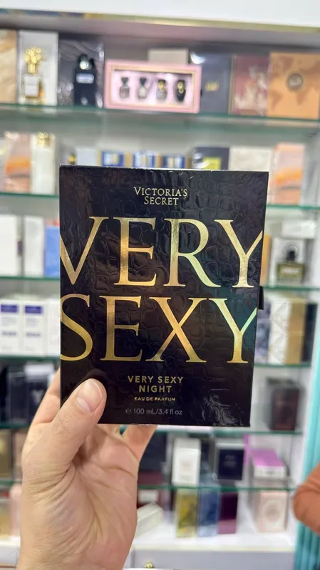 Victoria’s Secret Very Sexy Night Victoria’s Secret Very Sexy Night