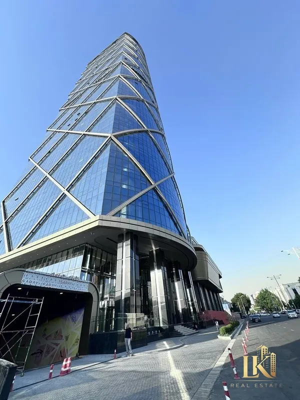 Продаётся 2-комнатная угловая квартира в ЖК Piramit Tower 4