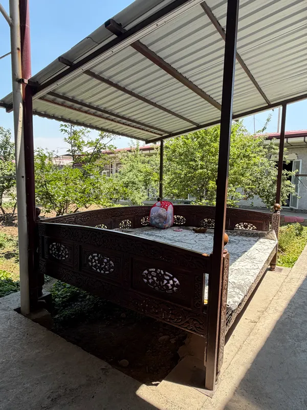 2 m ga 3 m. Holat yaxshi. Pardalari ham bor — фото 1