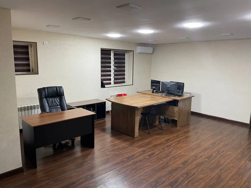 Продается Коммерческое Помещение 256 м2 Канадская школа, Первушка 5