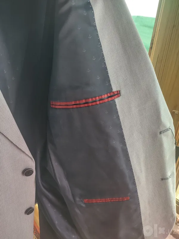 Erkaklar kostyumi Tommy Hilfiger 3 Erkaklar kostyumi Tommy Hilfiger 3