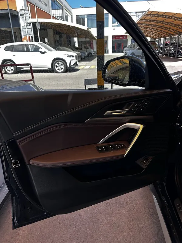 Bmw ix1 25l 2025 6