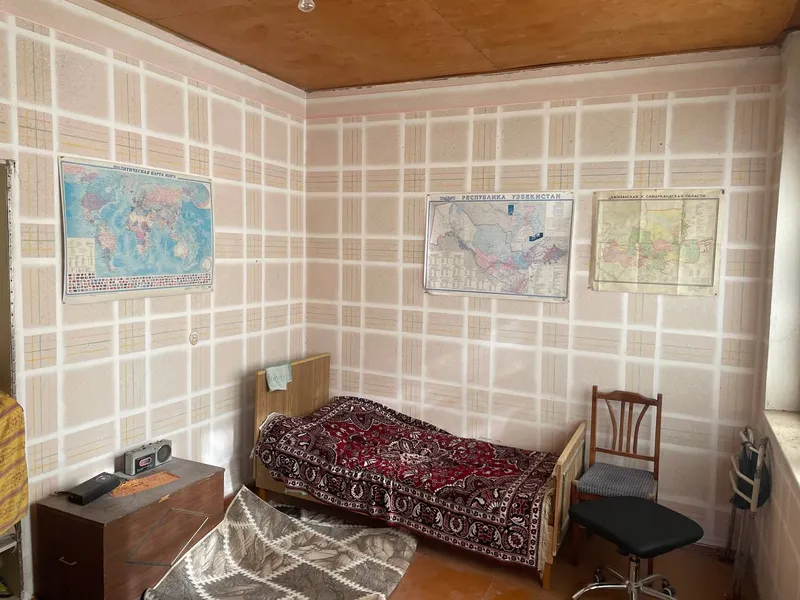 Продаётся участок с домом в уютном и тихом районе — фото 8