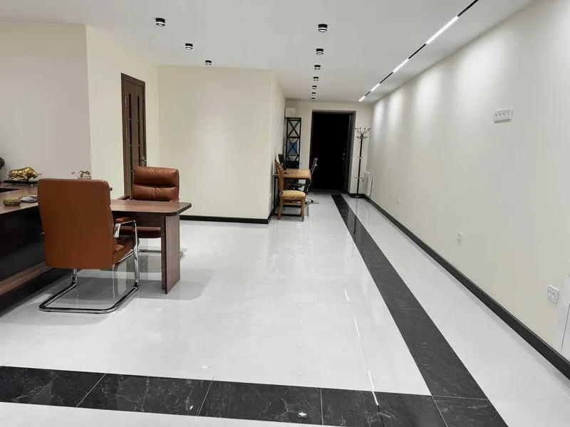 Продается! Коммерческое помещение на Ц1, 65м2 open space, Street 77 4 Продается! Коммерческое помещение на Ц1, 65м2 open space, Street 77 4