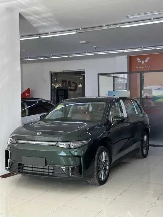 Leapmotor C11. Все комплектации в наличии 1 Leapmotor C11. Все комплектации в наличии 1