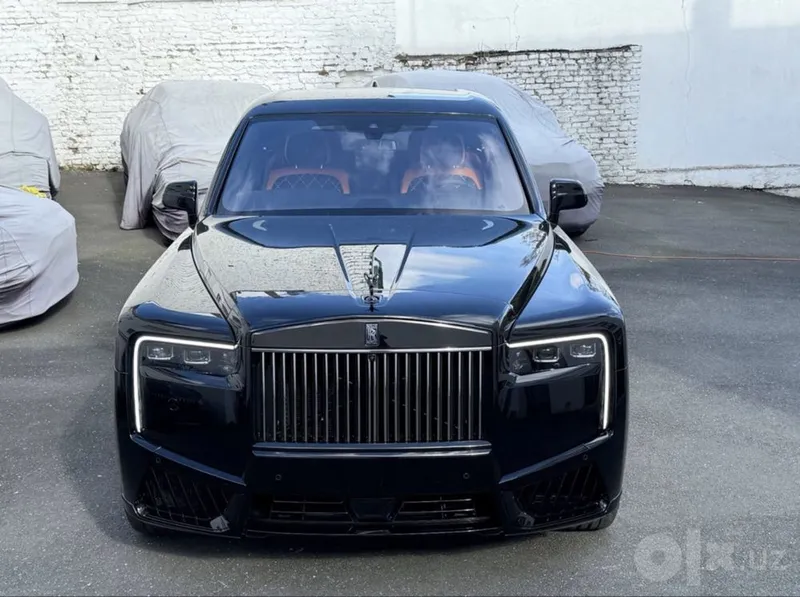 Rolls-Royce Cullinan Black Badge 2026 2 Rolls-Royce Cullinan Black Badge 2026 2
