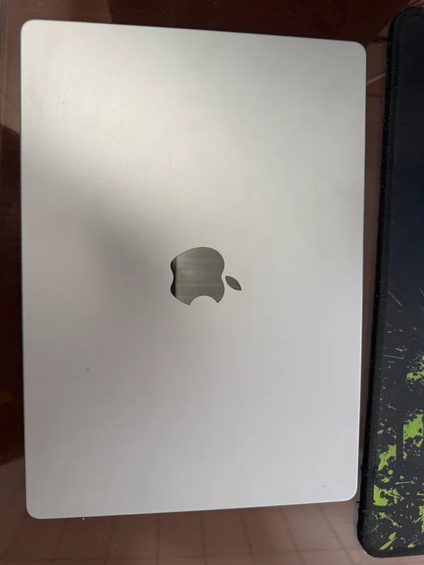 Macbook Pro M3 srochno sotiladi — фото 1 Macbook Pro M3 srochno sotiladi — фото 1