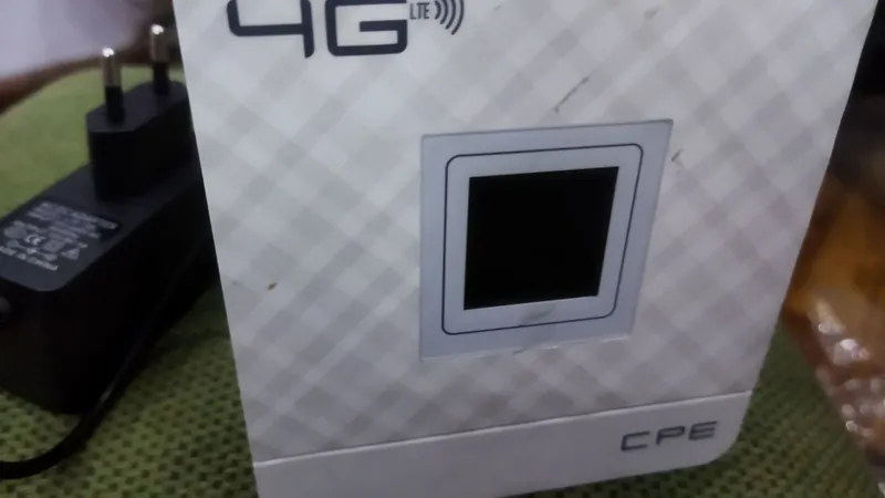 Продам вайфай роутер 4 G 1