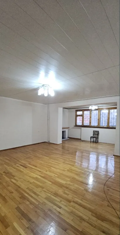 Банковская 4х комнатная 140м² . Срочная продажа
