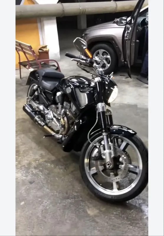 Harley Davidson V-ROD Muscle срочно — фото 1