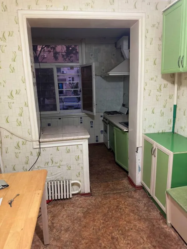 Продаеться 2 х комн. Квартира