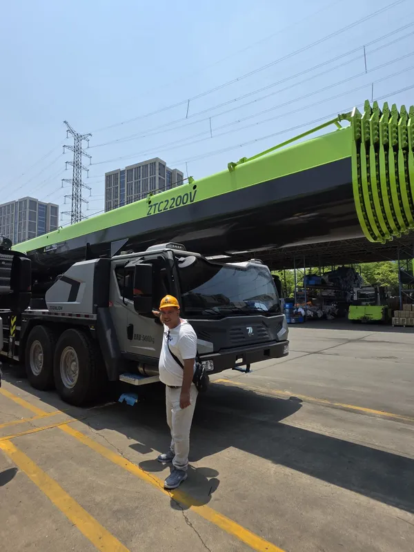 Услуга автокран ZOOMLION 220ton 5 Услуга автокран ZOOMLION 220ton 5