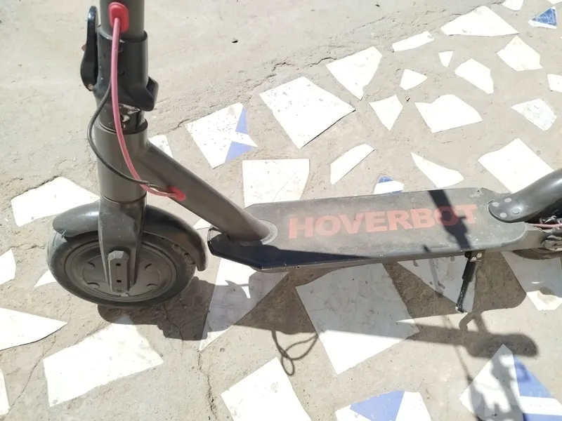 Продаётся электросамокат HOVERBOT 3 Продаётся электросамокат HOVERBOT 3