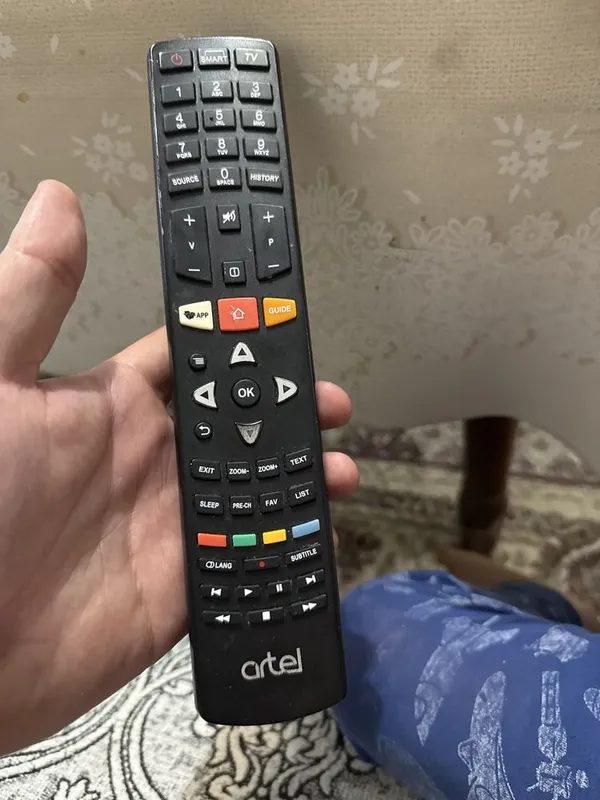 Продам пульт от smart tv artel
