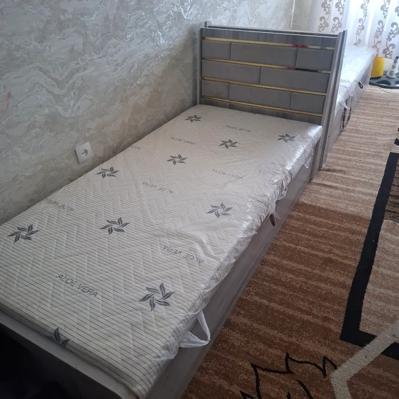 1 kishilik kravat,divan