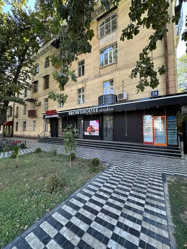 Сдается в аренду помещение вдоль дороги 130м2 - стадион Старт