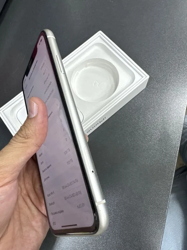 iPhone 11 128gb white — фото 3