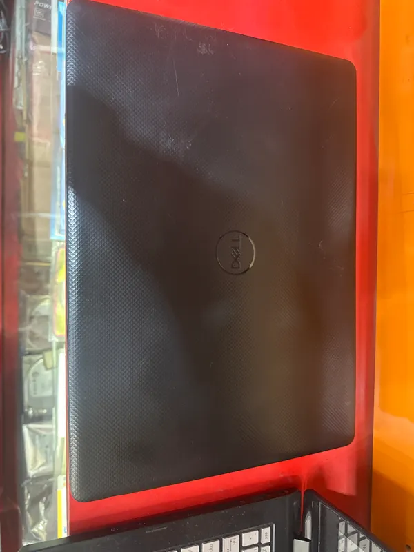 Ноутбук Dell 2 Ноутбук Dell 2