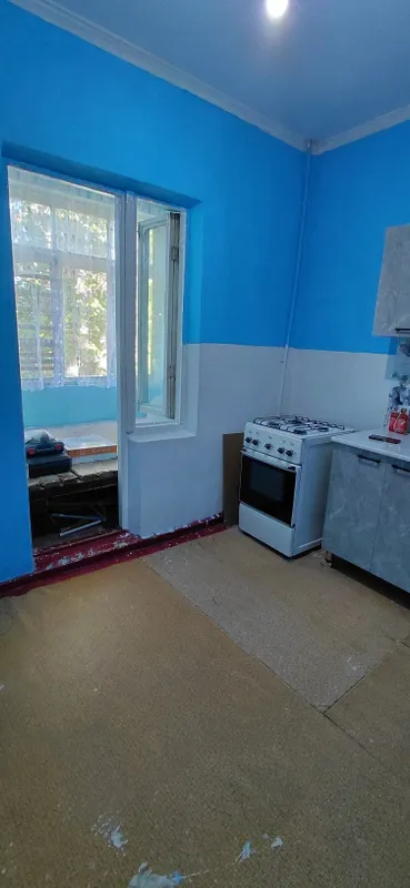 chirchiq shaxar 8 mk 1xona 2 etaj yangi planirovka — фото 2
