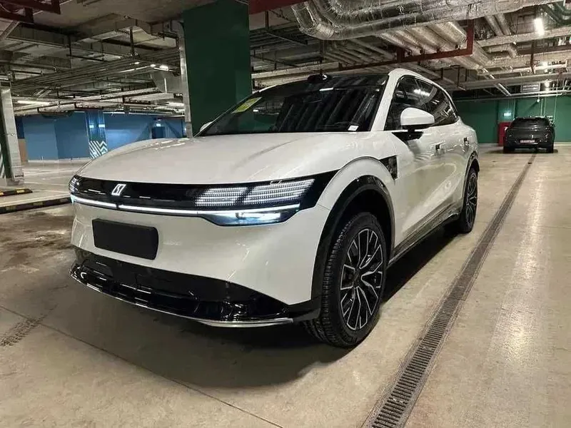 zeekr 7x 605 RWD naqd va halol nasiya 1