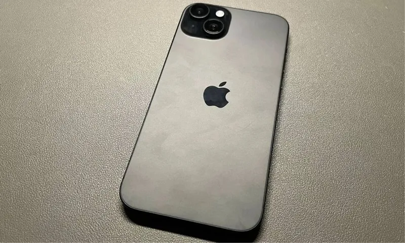 Iphone 15 plus ideal 1