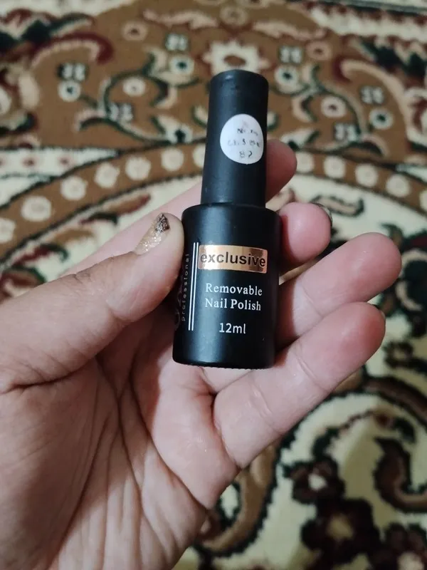 Gel laklar sotiladi