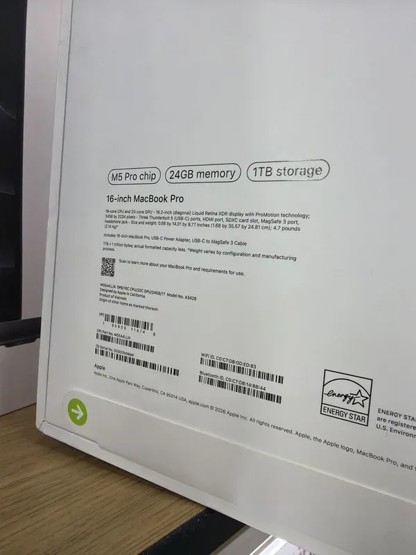 Macbook Pro 16 24/1tb m5 pro 2