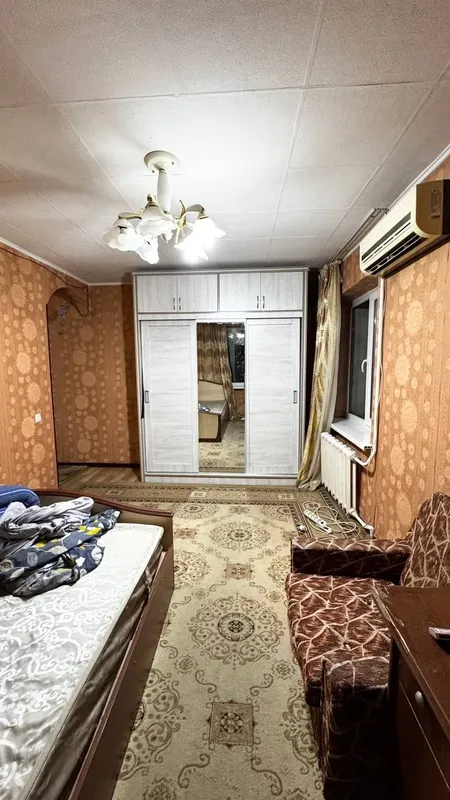 Продаётся Чиланзар 5 кв 2/5/5 Новза метро 4