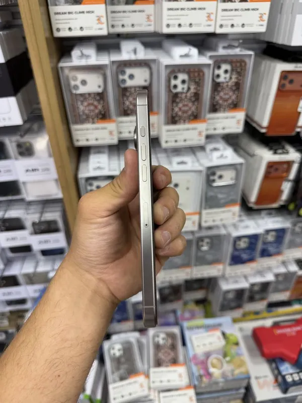 Iphone 16 pro max 256 tali 3 Iphone 16 pro max 256 tali 3