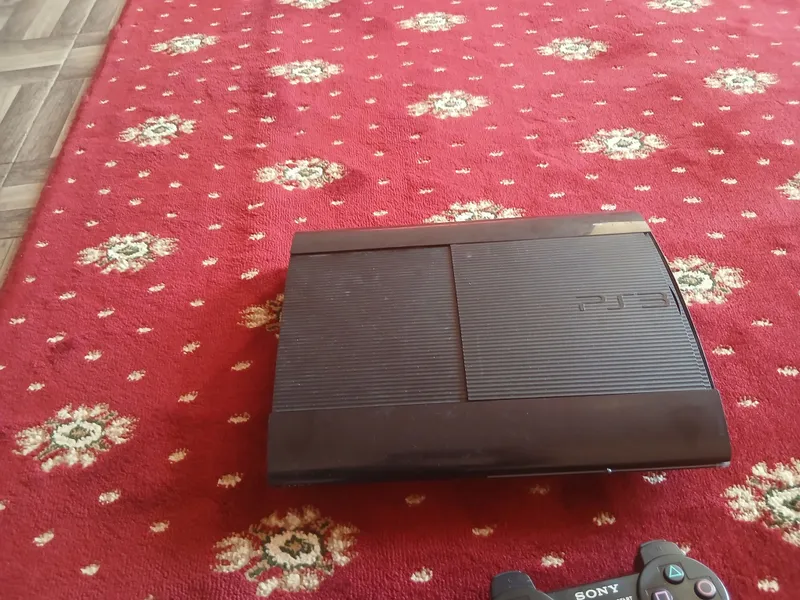 Playstation 3 продаётся срочна — фото 1 Playstation 3 продаётся срочна — фото 1