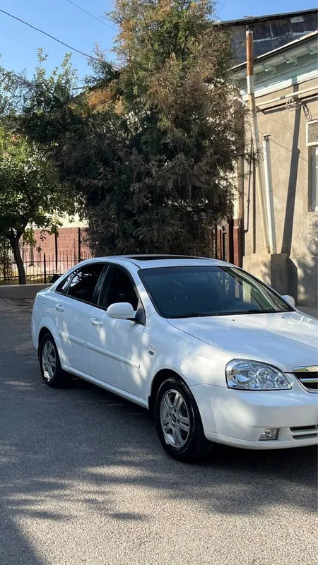 Lasetti 1.8 avtomat 2
