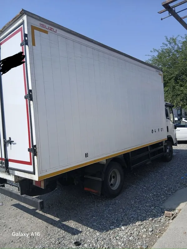 Isuzu cng 2015 yil 3 Isuzu cng 2015 yil 3