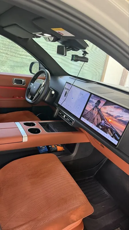 Li Auto L6 (или Li Xiang L6) 2 Li Auto L6 (или Li Xiang L6) 2