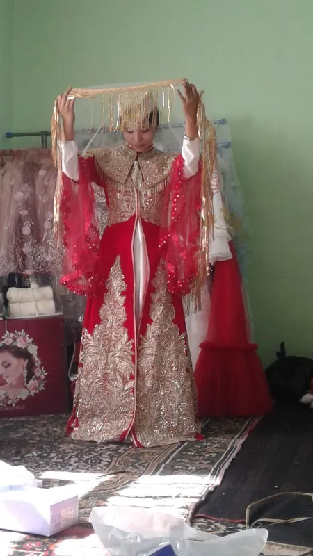 Diqqat Diqqat e'lon shu ansamblmz sotiladi