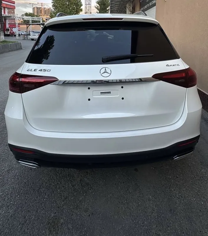 Mercedes-Benz GLE 450 SUV 2024 год — фото 3
