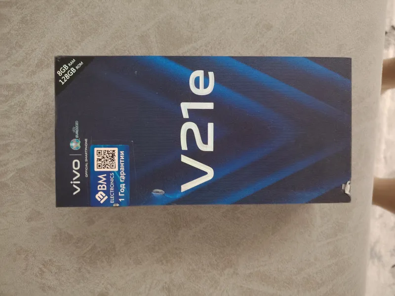 продаю смартфон Vivo 21e 1