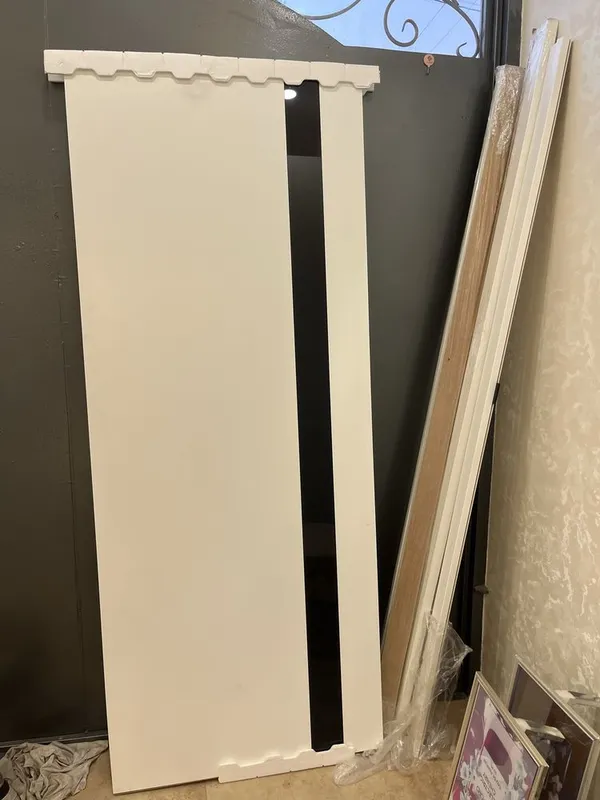 Продается дверь новая 80*200 Продается дверь новая 80*200