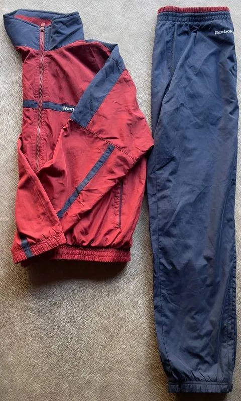 Винтажный спортивный костюм Reebok Classic 2 Винтажный спортивный костюм Reebok Classic 2