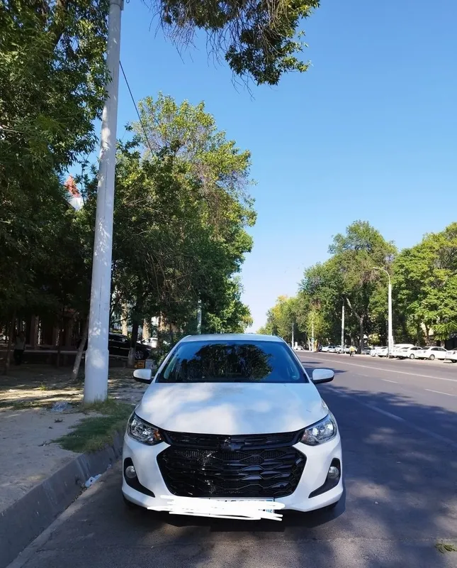 Chevrolet Onix LTZ Turbo, автомат, 2025 | 30 000 км | газ/бензин 1 Chevrolet Onix LTZ Turbo, автомат, 2025 | 30 000 км | газ/бензин 1
