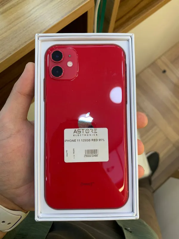 Iphone 11 Red, Tinniq