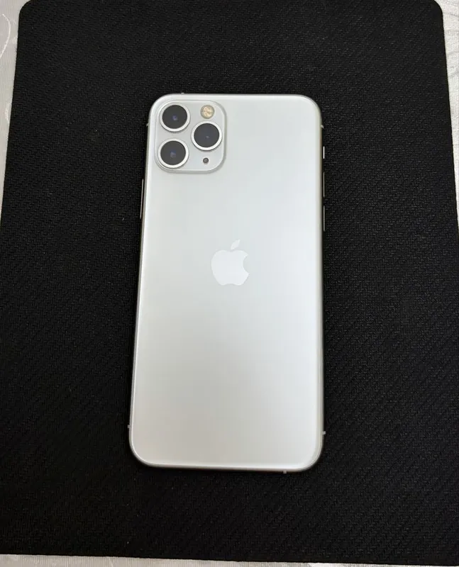 Продается Iphone 11 pro, 256gb, Silver с коробкой 1 Продается Iphone 11 pro, 256gb, Silver с коробкой 1