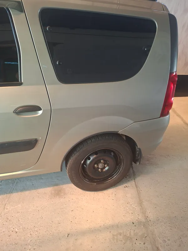 Lada Largus 2014 7