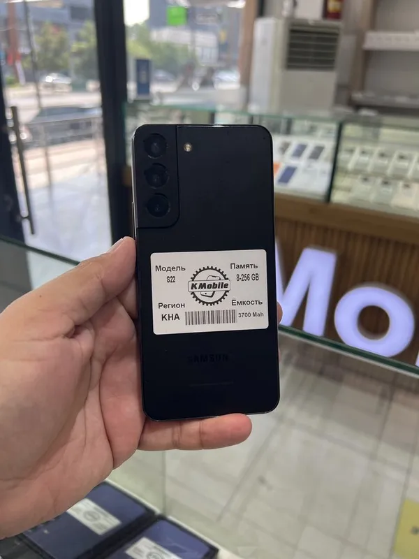 Продается (Nasiya-Вариант-Рассрочка) Galaxy S22 в отличном сост