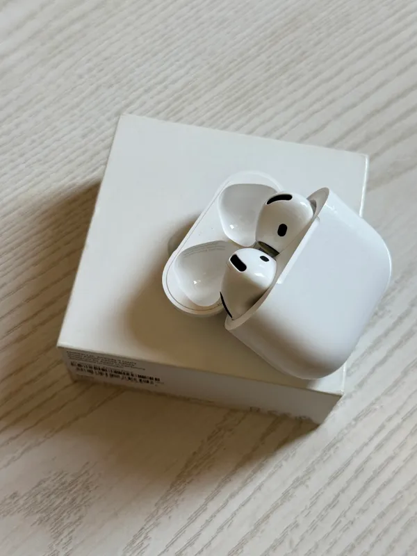 Airpods 4 3 Airpods 4 3