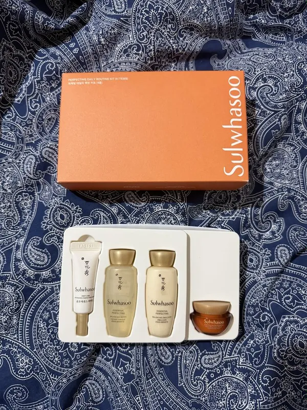 Sulwhasoo дорожный набор 1 Sulwhasoo дорожный набор 1