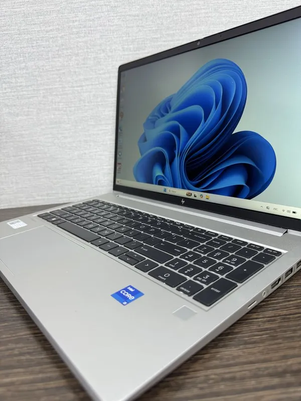 Премиум модель HP Elitebook intel Core i5 12th Gen 16gb Ram 15.6 IPS! — фото 1 Премиум модель HP Elitebook intel Core i5 12th Gen 16gb Ram 15.6 IPS! — фото 1