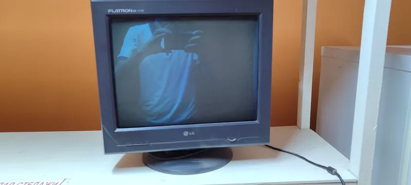 Продаётся ретро-монитор LG 1 Продаётся ретро-монитор LG 1