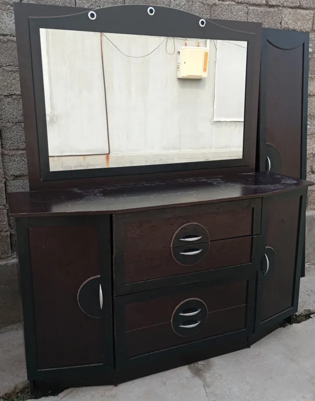 Mebel shkaf
