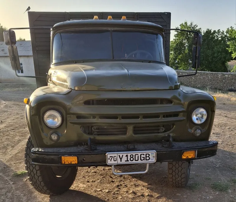 Zil 130 Sotiladi ishga tayor
