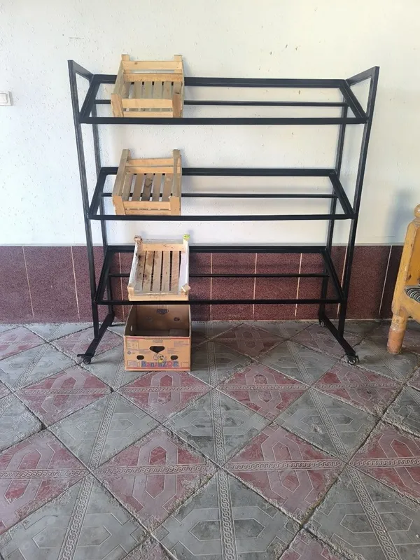 Stellaj, meva, sabzavot polka